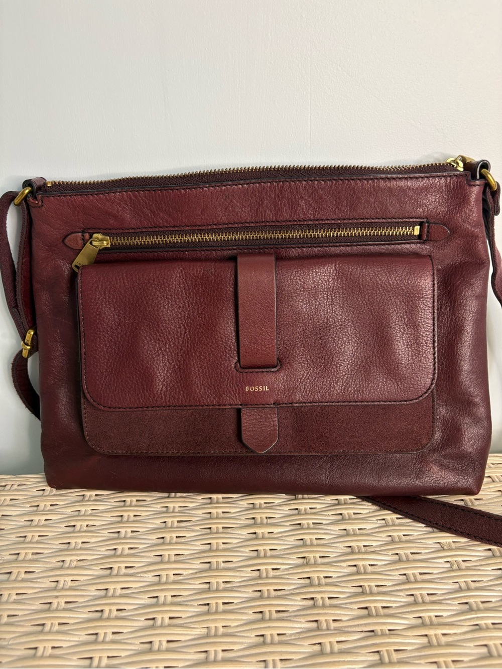 Fossil Women’s Burgundy Leather Kinley Crossbody Bag